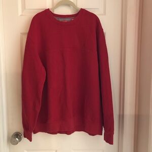 Red IZOD Men’s Sweatshirt. EC. 2XL/T